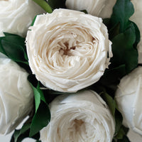 white preserved rose box Eternal Elegance Washi Bloom Riyadh